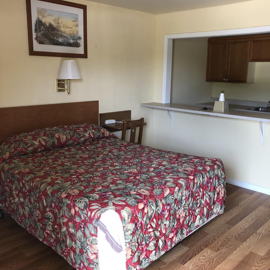 Country Host Inn Техаркана Экстерьер фото