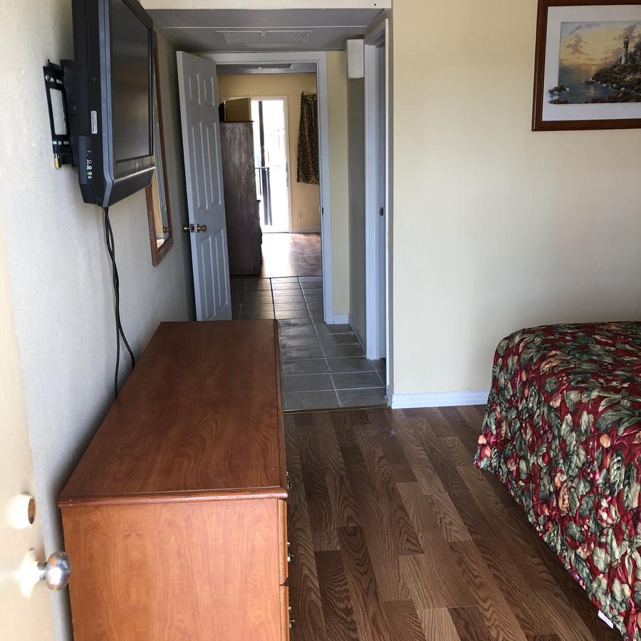 Country Host Inn Техаркана Экстерьер фото